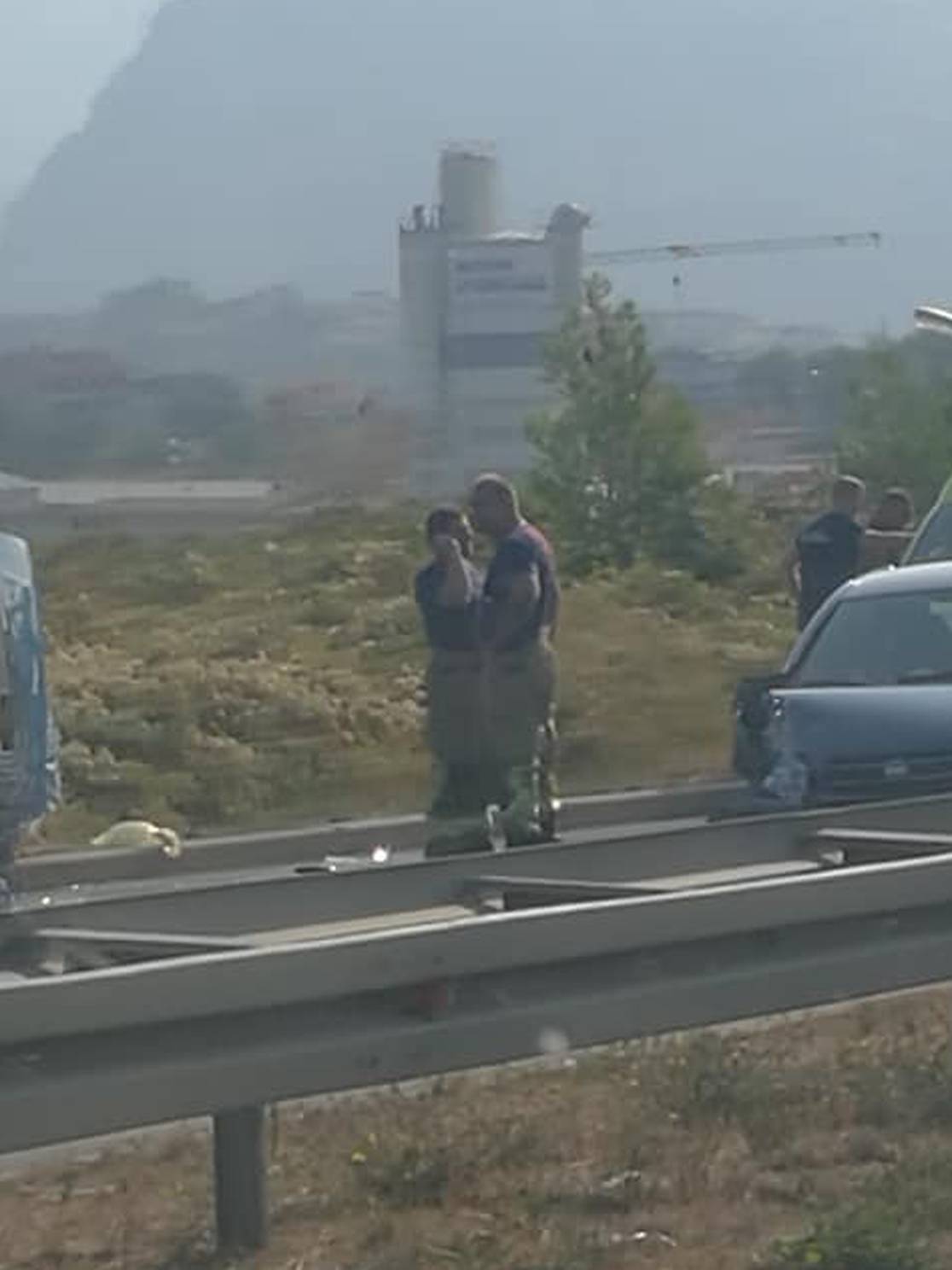 Auto završio na boku: Četvero ozlijeđenih u sudaru kod Splita
