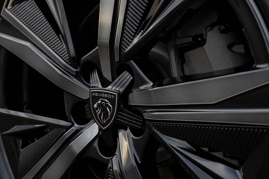 Lav riče glasnije nego ikada, novi Peugeot 308 obara s nogu