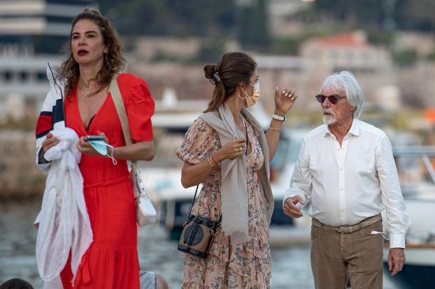 Dubrovnik: Bernie Ecclestone u društvu supruge Fabiane Flossi prošetao Stradunom