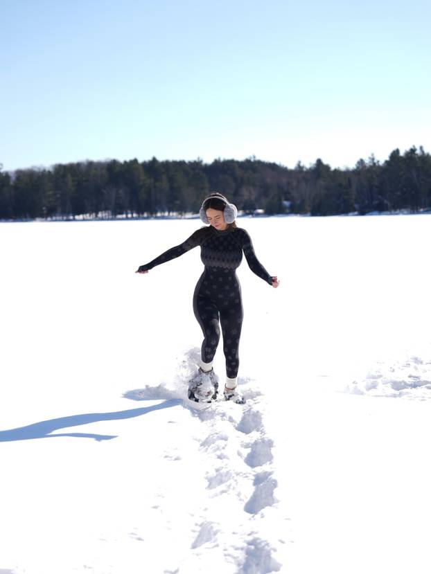 FOTO Bogati roditelji plaćaju mi da izlazim s njihovim sinovima, misle da sam idealna djevojka