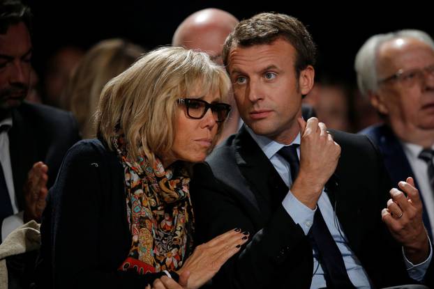 Emmanuel Macron i njegova supruga
