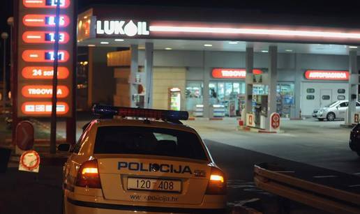 Pljačkali benzinsku pumpu i upali u policijsku zasjedu