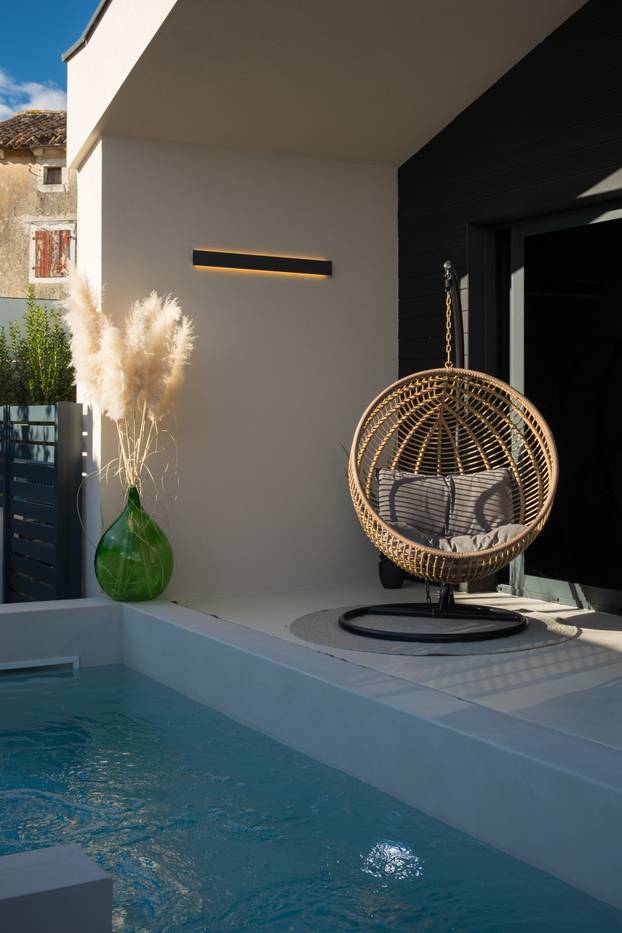 FOTO Romantična kuća za dvoje u Istri: Zavirite u oazu luksuza čije uređenje oduzima dah