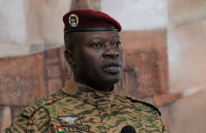 Vojni udar u Burkini Faso: Vođu je smijenio kapetan vojske