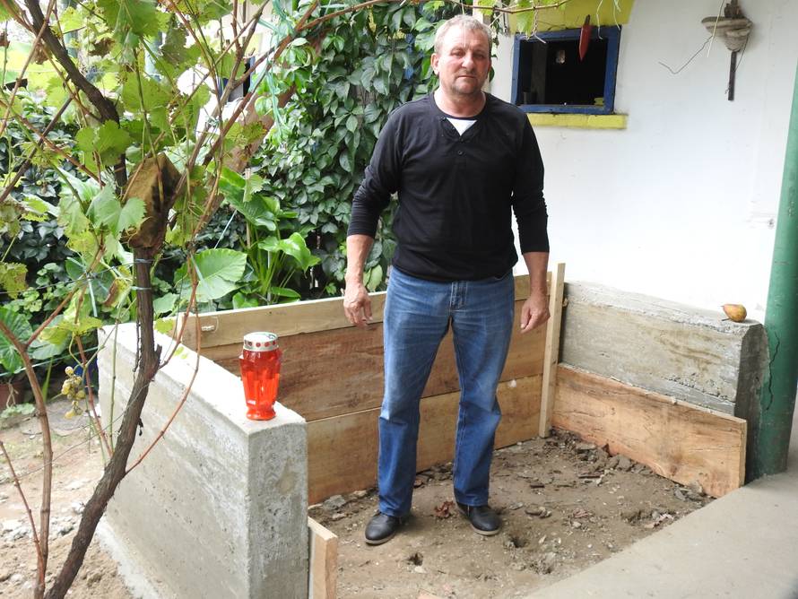 Očajna majka vojnika: Bilo bi bolje da nije otišao od kuće...