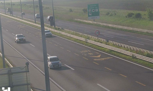 U priobalju vjetar, na cestama u unutrašnjosti ponegdje magla. Gužva na zagrebačkoj obilaznici