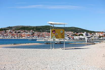 FOTO Stigla jesen, a plaže u Dalmaciji skroz puste i prazne