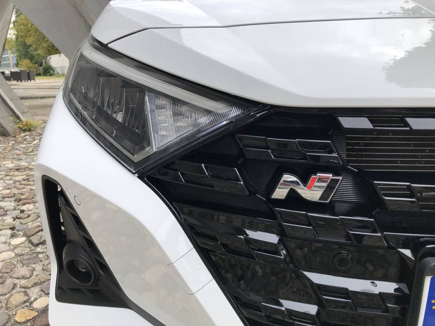 Test vatrenog Hyundaija i20: Otrov se čuva u malim bočicama