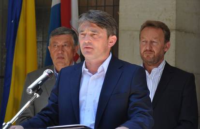 Željko Komšić podnio ostavku na sve funkcije u SDP-u BiH
