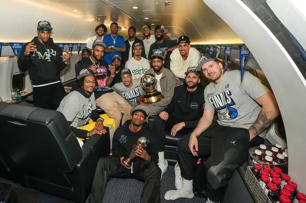 Tko je Luka Dončić? Prekinuo je zaruke, tužio se s majkom, voli luksuz i slovenski je rekorder