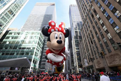 Disney i OpenAI sklopili bogati dogovor: Mickey Mouse i ekipa  stižu u Soru i ChatGPT