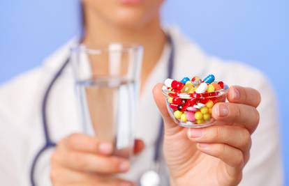 Tablete protiv bolova mogu povećati rizik od kapi i infarkta