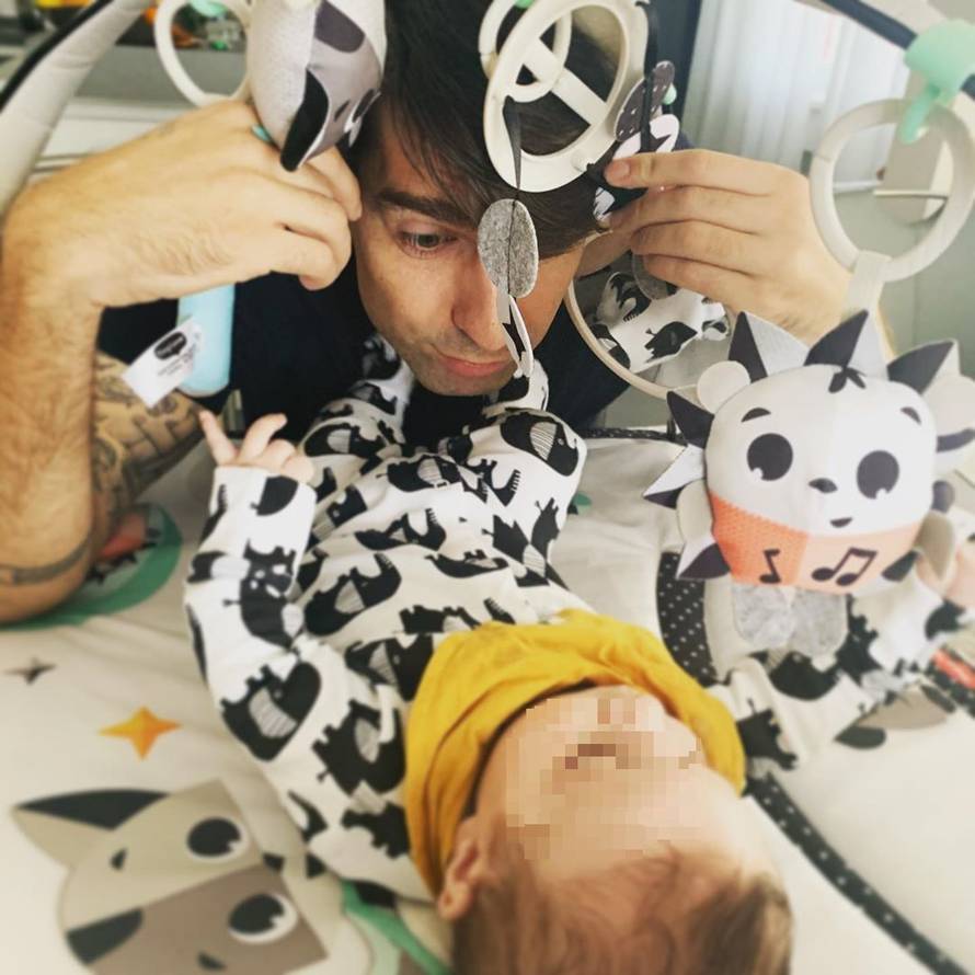 Ćorluka raznježio fanove: Igra se sa sinčićem i pazi na Oskara