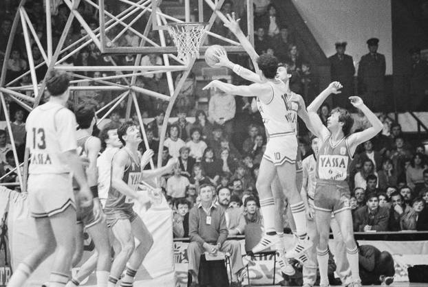 Povijesna utakmica kada je KK Zadar pobijedio KK Cibona u finalu Prvenstva Jugoslavije, 26.4.1986.