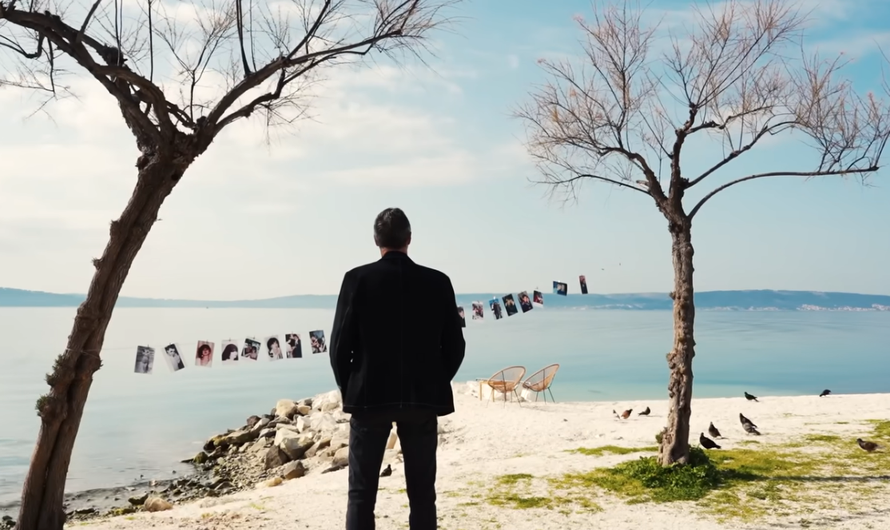 Hari Rončević u spotu pokazao suprugu s kojom je 47 godina, ali i robota iz budućnosti