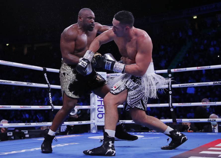 Joseph Parker v Derek Chisora