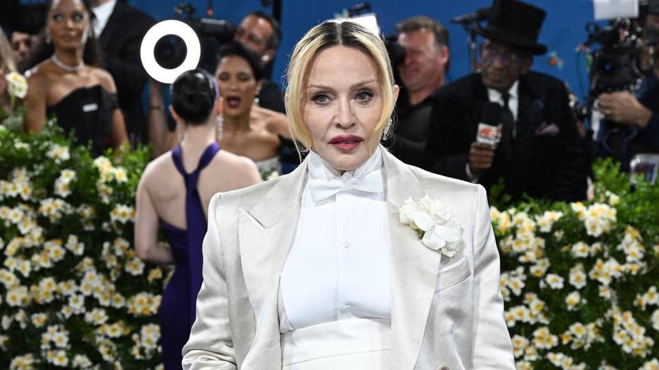 Madonna zaplesala s 37 godina mlađim dečkom, a fanovi uočili uređaj vrijedan 23 tisuće dolara