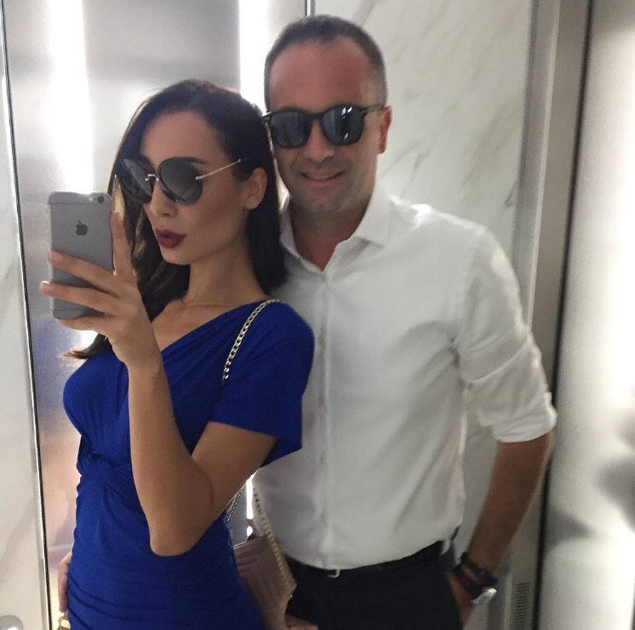 Lokasova 20 godina mlađa cura završila fakultet: 'Uspjela sam'