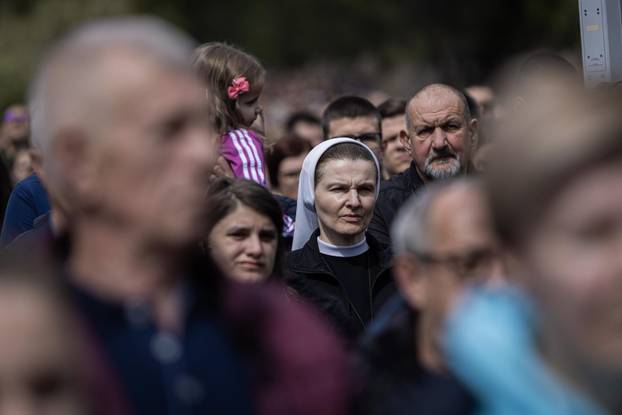 Mostar: Brojni vjernici sudjelovali na križnom putu