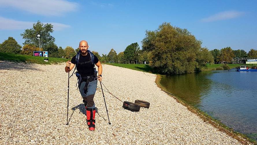U 50 dana pješice će proći čak 1200 km i to na -40 stupnjeva!