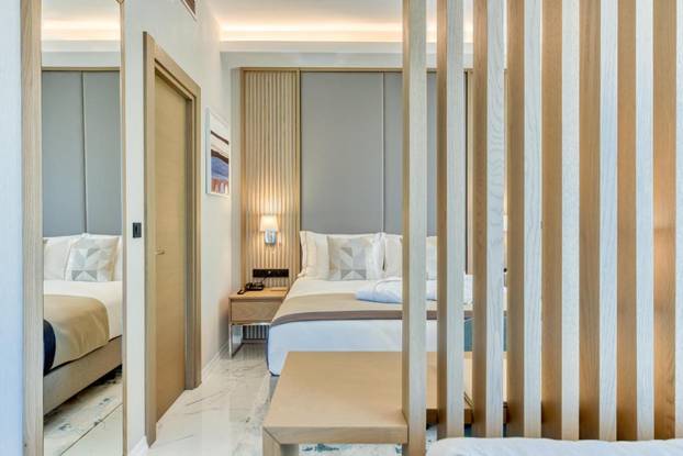 FOTO Brojni Hrvati hrle u ovaj resort s razlogom: Ima pogled na najljepši zaljev Europe