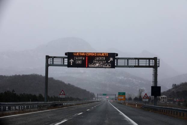 Zimski uvjeti na autocesti Zagreb - Rijeka