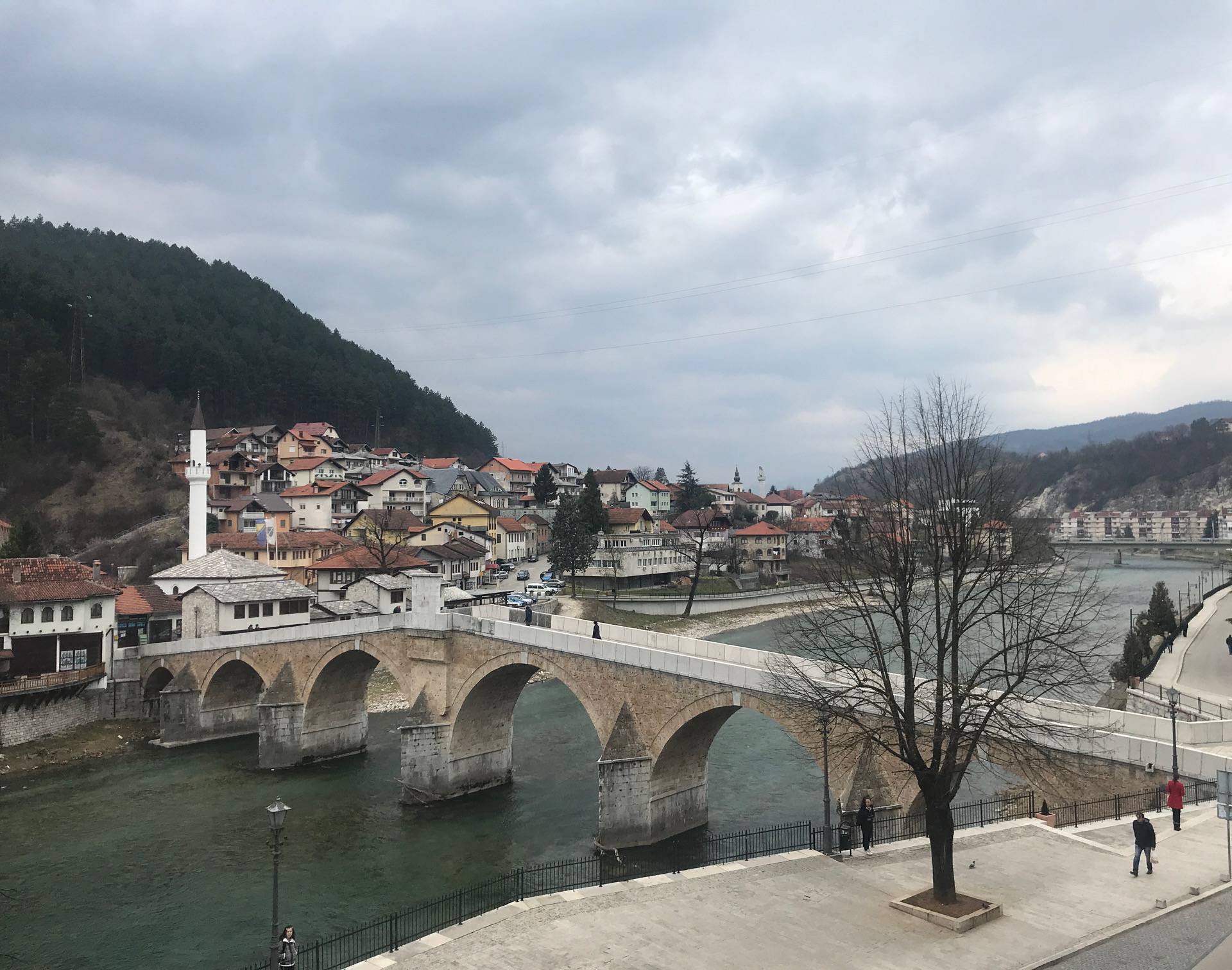 Hakija je s djevojkom u žarištu korone: Konjic pust, zabrane su