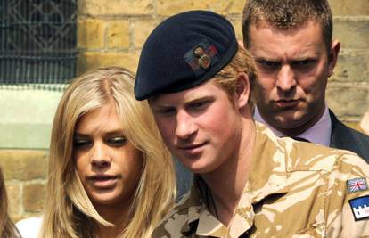 Fatalna plavuša: Princ Harry je opet u vezi s bivšom Chelsy? 