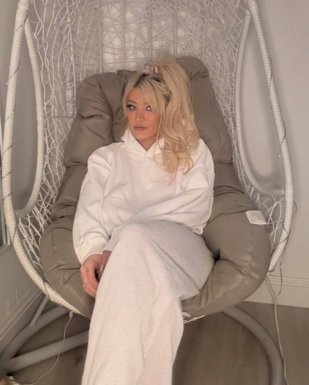 FOTO Britanka ostavila klizaljke i bacila se na stranicu za odrasle i tvrdi da joj je to spasilo život