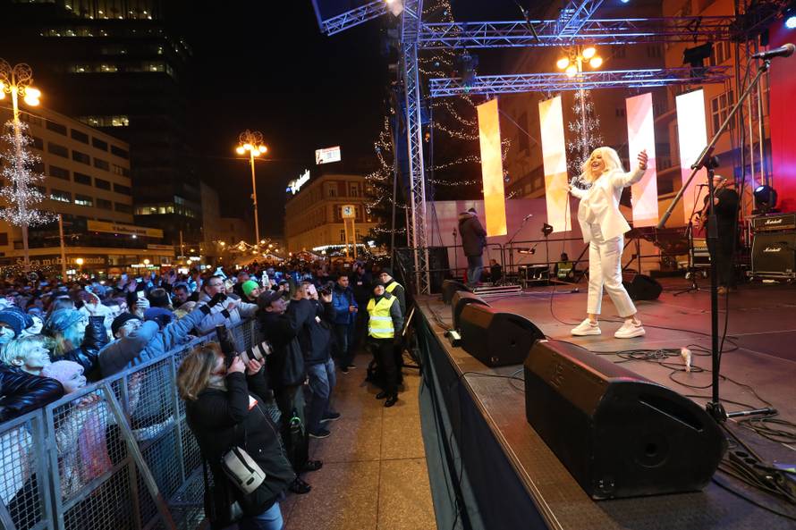 Zagreb: 13. humanitarni boÅ¾iÄni koncert Å½elim Å¾ivot