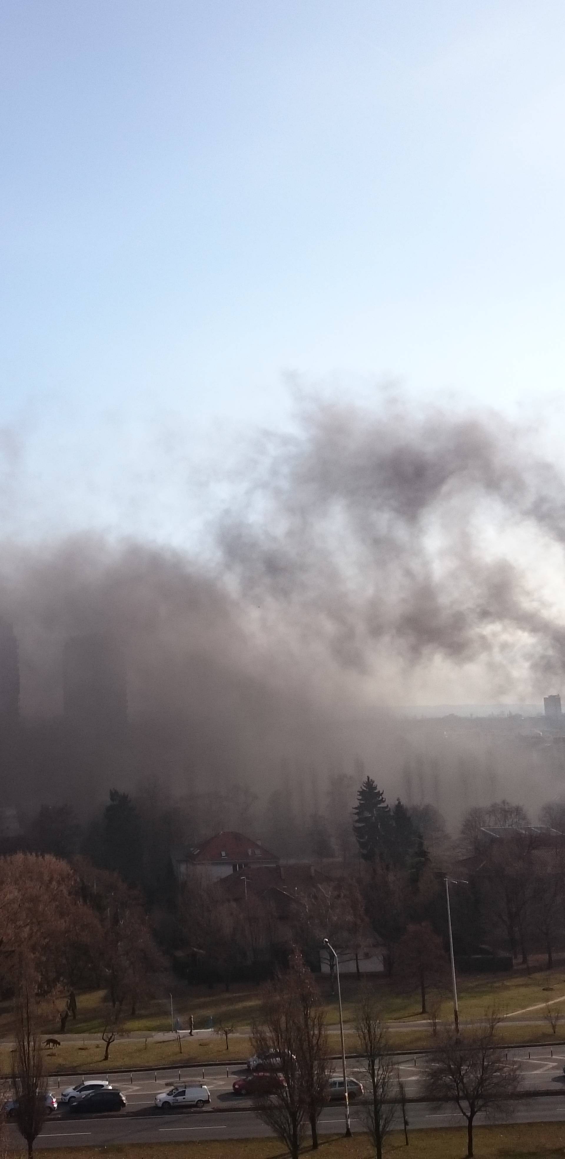 Požar u studentskom domu, u metežu je stradala prolaznica