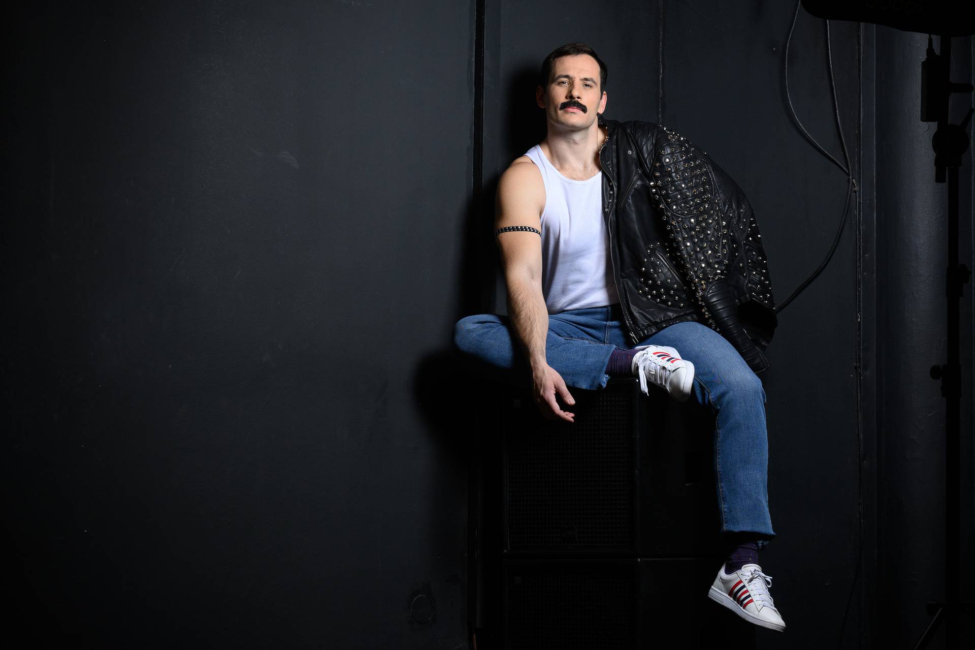 Zagreb: Glumac Fabijan Pavao Medvešek kao Freddie Mercury