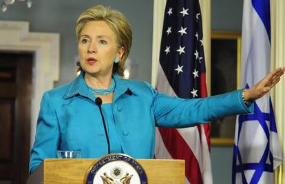 Hillary se naljutila: Ja sam državna tajnica, a ne Bill