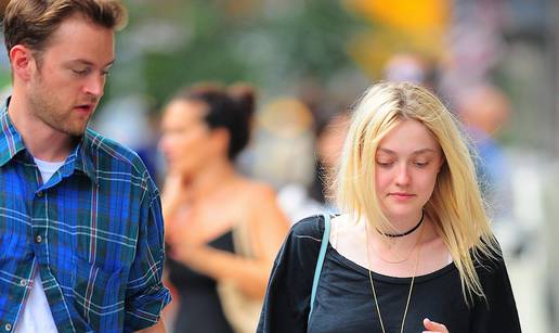 Dakota Fanning presretna je s 13 godina starijim muškarcem