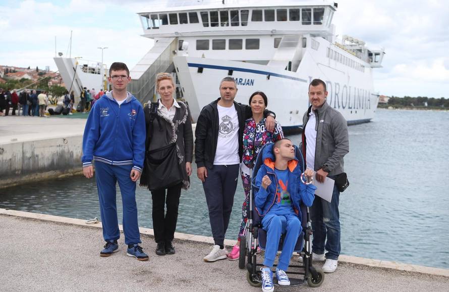 Za dijete s invaliditetom plate 2000 kuna mjesečno za trajekt