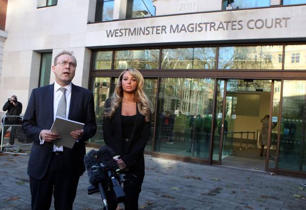 London: Tulisa Contostavlos dolazi na sud zbog skandala s drogom