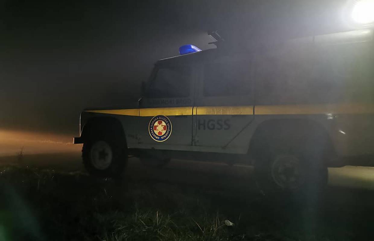 HGSS kod Slavonskog Broda našao tijelo nestale djevojke (17), policija naložila obdukciju