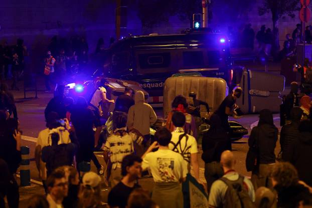 Spanish unions call a general strike in solidarity with Palestinians in Gaza, in Barcelona