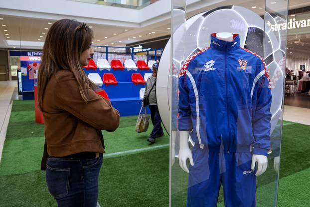 Zagreb: Izložba povodom 35 godina Hrvatskog nogometnog saveza 