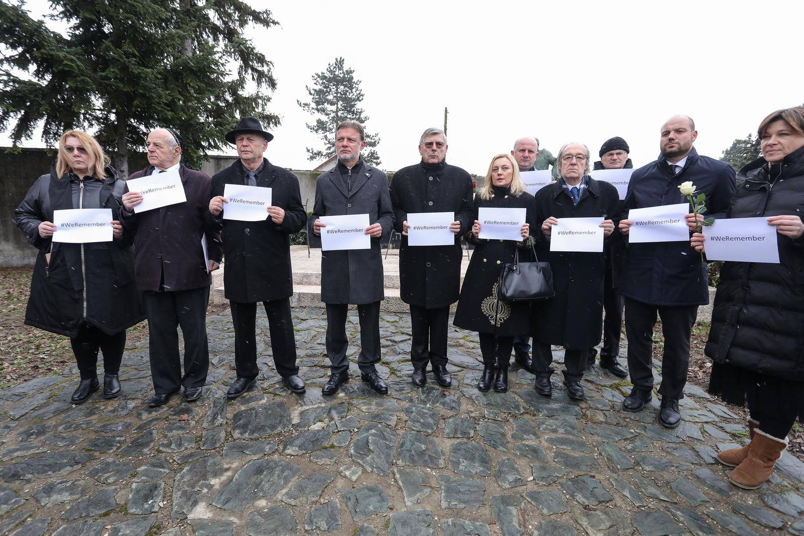 Polaganje vijenaca povodom Međunarodnog dana sjećanja na žrtve holokausta 