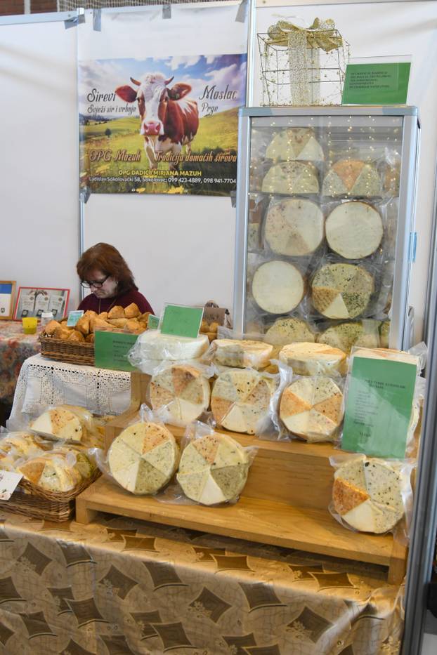 Grubišno Polje: Otvoren dvodnevni 19. Gospodarski sajam sira, meda i vrganja