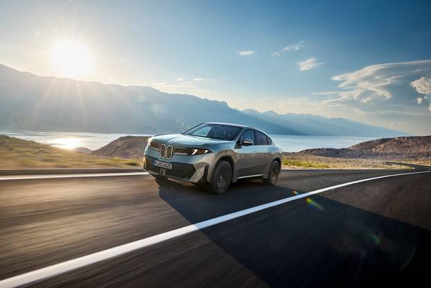 FOTO Ovo je novi BMW IX4: Coupe na struju ima 612 'konja'