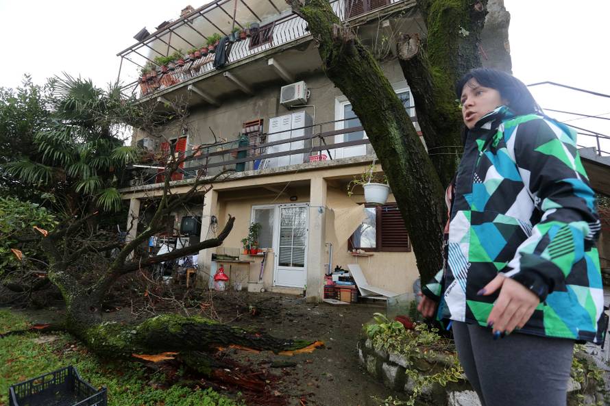 Pijavica je demolirala 3. maj: 'Prvo smo mislili da je potres!'