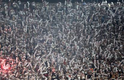 Kakav kiks: Navijači Raya Vallecana završili na Farskim Otocima umjesto u Mađarskoj!