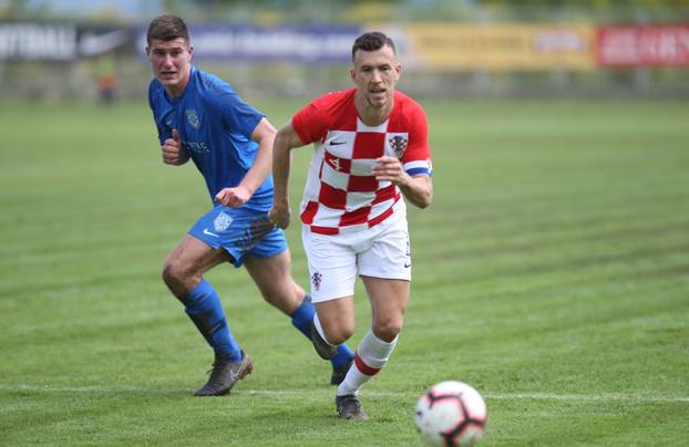 Prijateljska utakmica Hrvatske nogometne reprezentacije i NK Omiš povodom 100 godina istoimenog kluba
