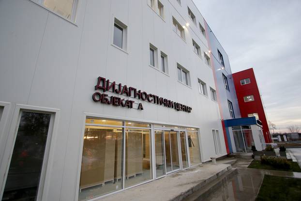 Covid bolnica u Batajnici, izgrađena za četiri mjeseca, spremna za prijem prvih pacijenata