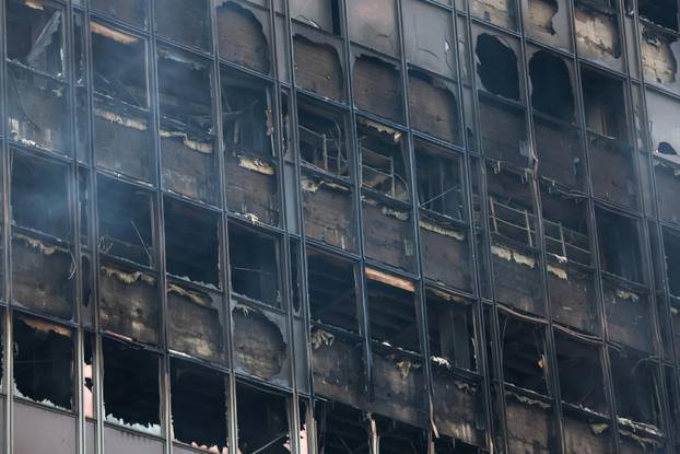 Zagreb: Dim i dalje izlazi iz Vjesnikovog nebodera