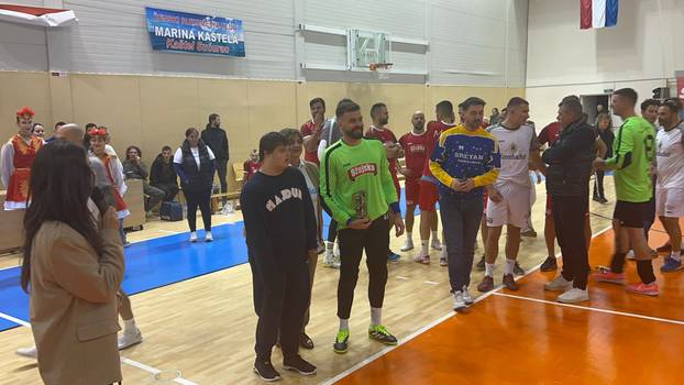 FOTO Livaja, Bradarić, Strinić i društvo oduševili umijećem u malom nogometu. Pogledajte