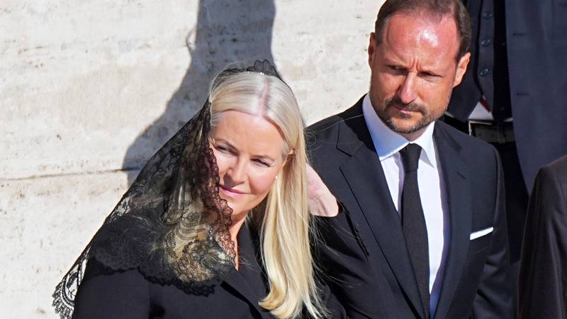 Zdravstveno stanje princeze Mette-Marit se pogoršalo, na listi je za transplantaciju pluća