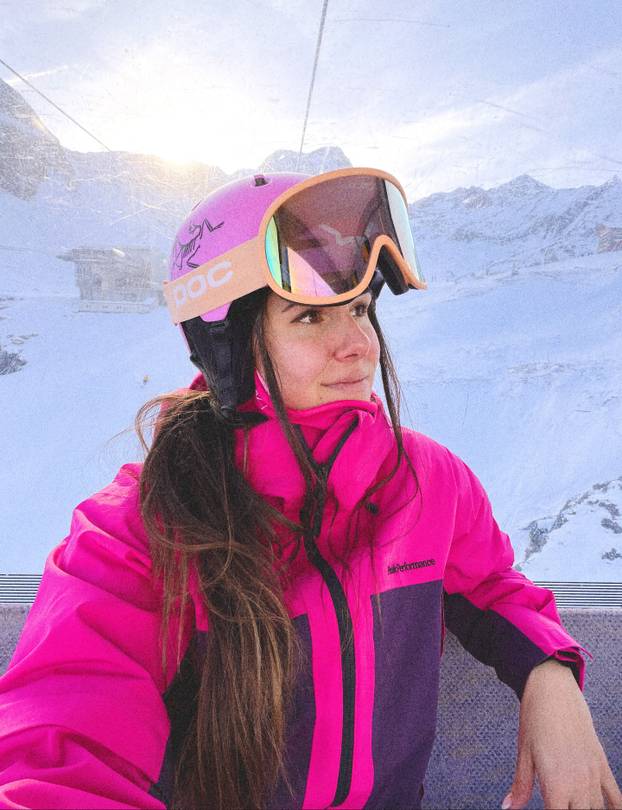 FOTO Bivša olimpijska klizačica otvorila platformu za odrasle...